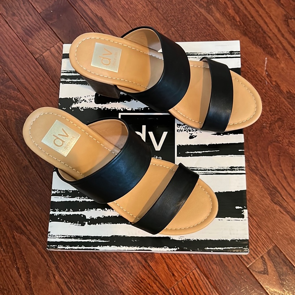 NW beautiful platform sandal for a perfect spring, summer and fall occasion!